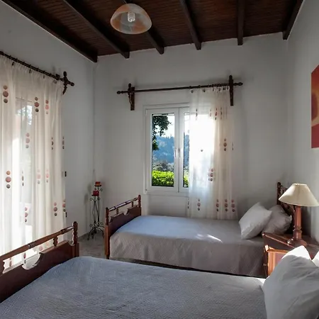 Yard Family Sidari Corfu Casa de Férias Antipernoi
